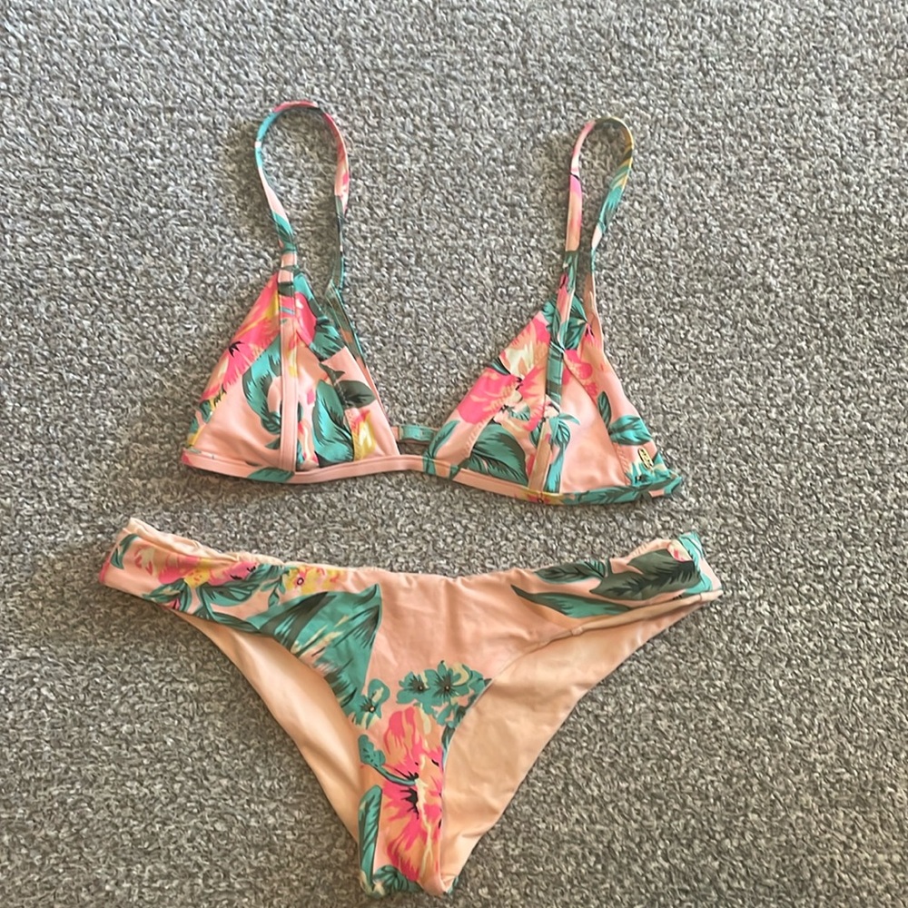 Rip curl reversible bikini